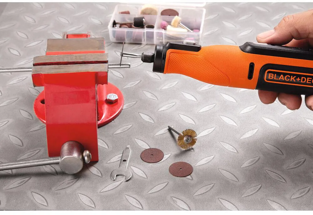 Багатофункціональний інструмент акумуляторний BLACK+DECKER BCRT8I