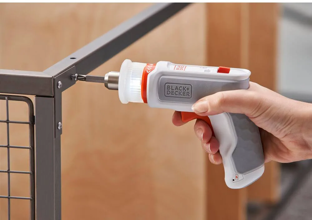 Аккумуляторная отвертка BLACK+DECKER BCRTA01