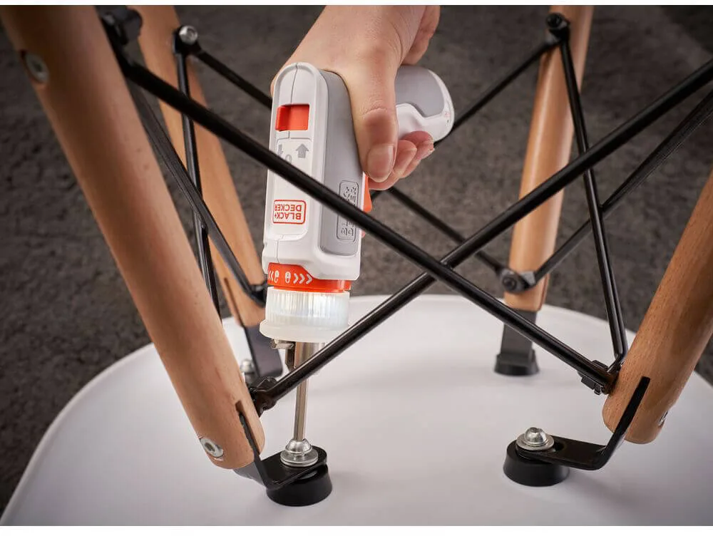 Аккумуляторная отвертка BLACK+DECKER BCRTA01