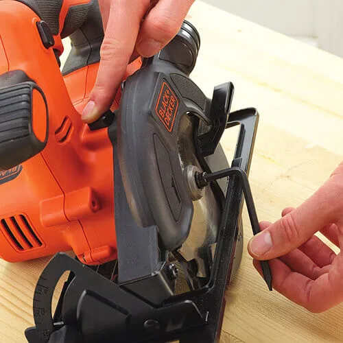 Пила дисковая Black&Decker BDCCS18