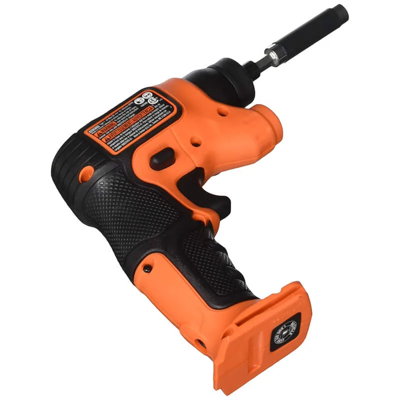 Аккумуляторная отвертка-фонарь BLACK+DECKER BDCSFS30C