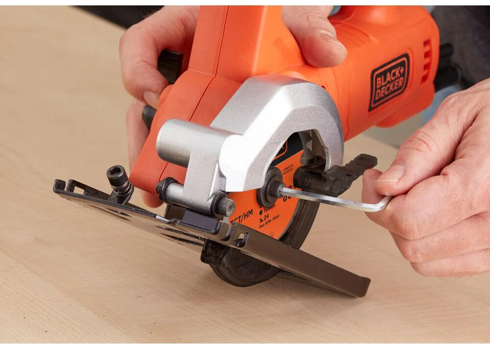 Дисковая пила сетевая BLACK+DECKER BES510
