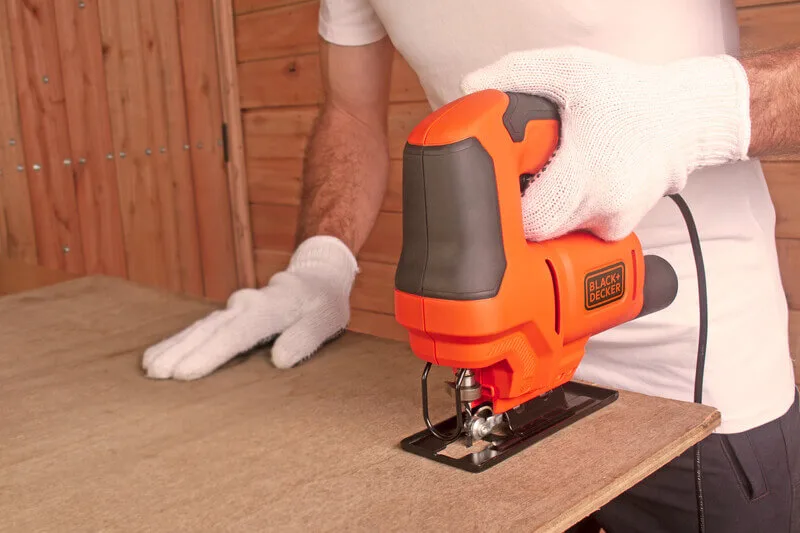 Пила лобзиковая мережева BLACK+DECKER BES603