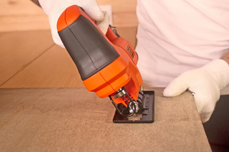 Пила лобзиковая мережева BLACK+DECKER BES603