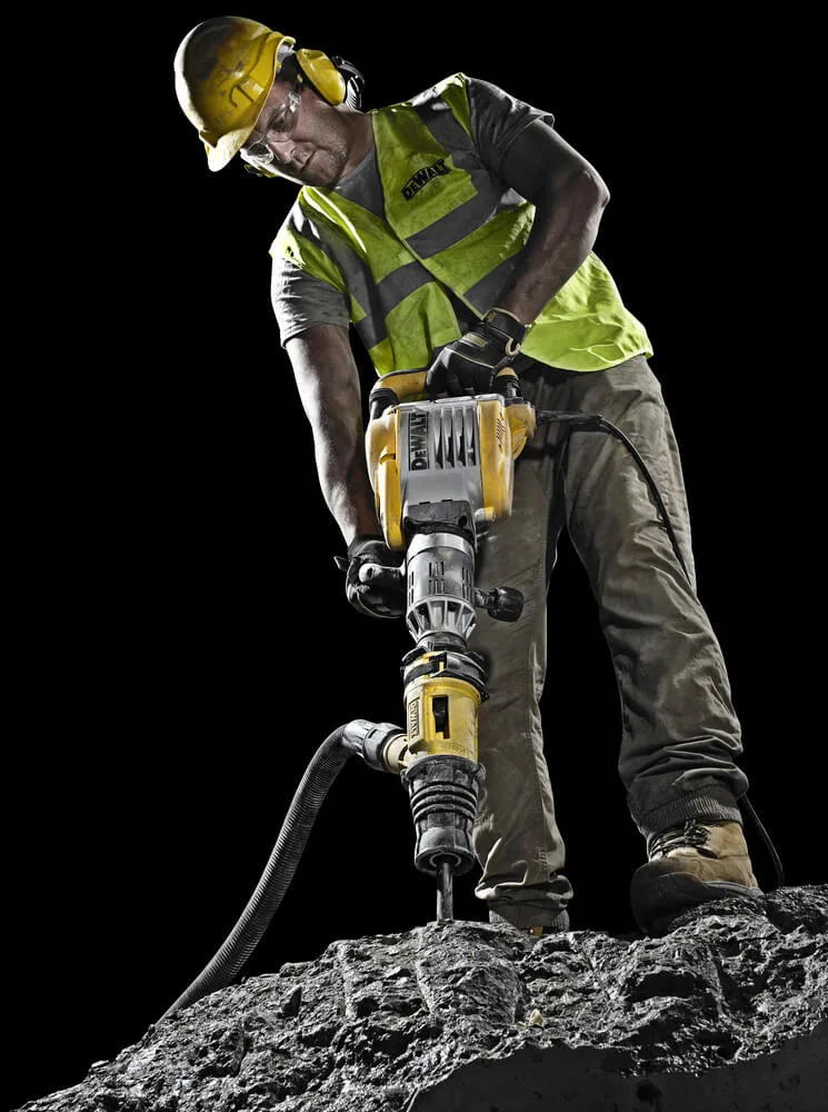 Отбойный молоток DeWalt D25902K