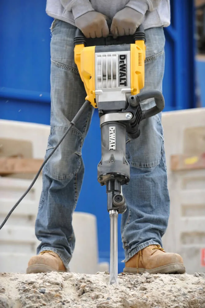 Отбойный молоток DeWalt D25961K