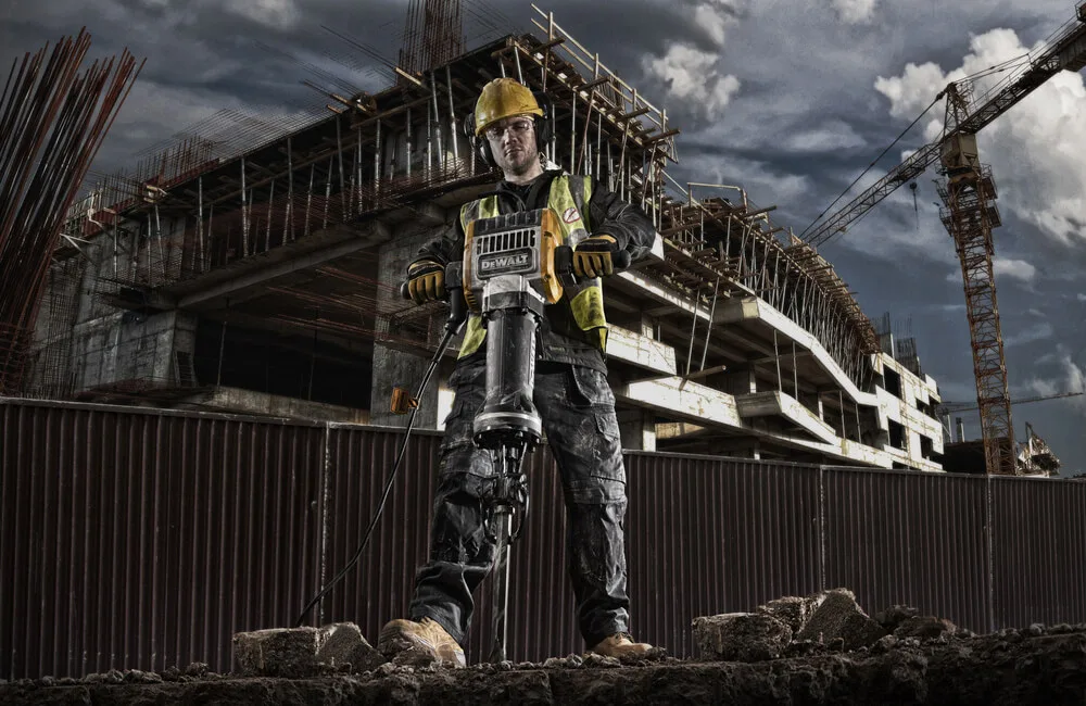 Отбойный молоток DeWalt D25981K