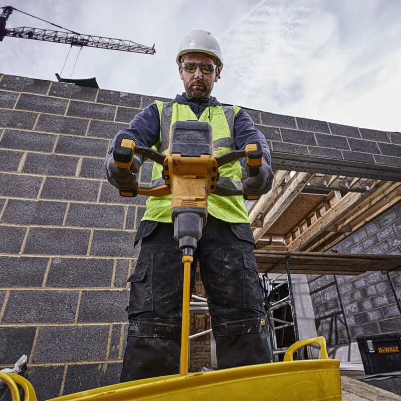 Акумуляторний міксер DeWalt DCD240N