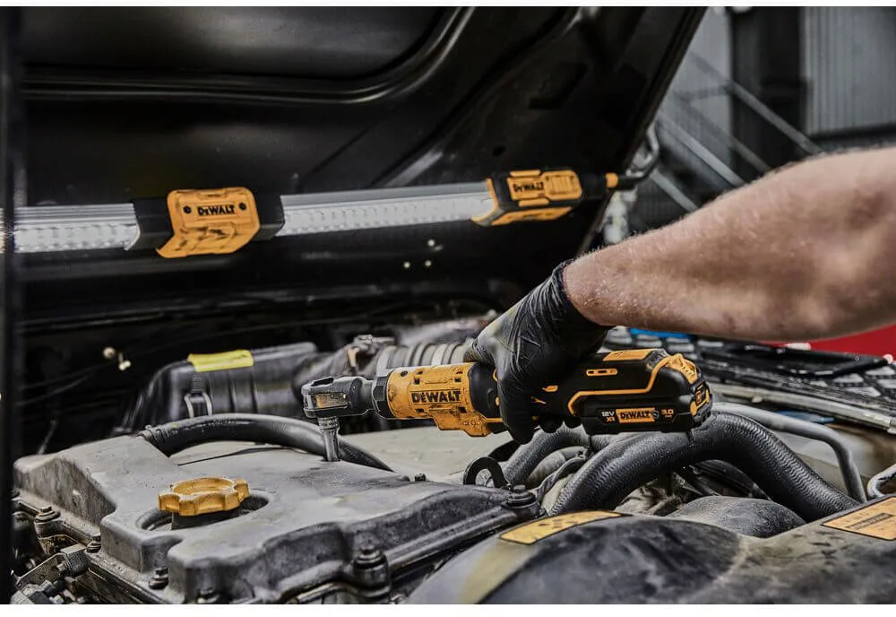 Угловой гайковерт - аккумуляторный бесщеточный ключ-трещотка DeWALT DCF503L1G