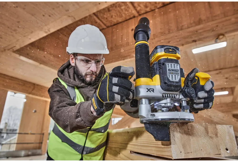 Аккумуляторный бесщеточный фрезер DeWALT DCW620H2