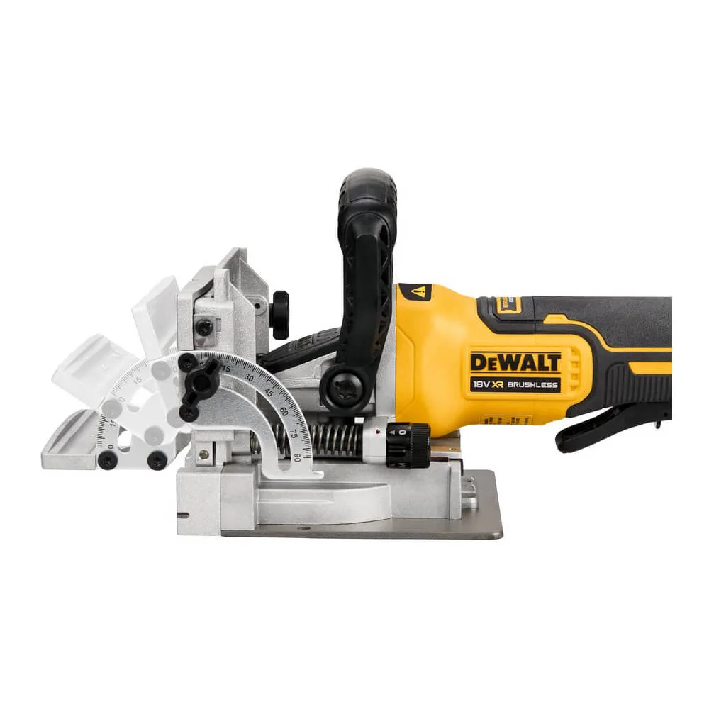 Аккумуляторная бесщеточная фрезерная машина DeWALT DCW682NT