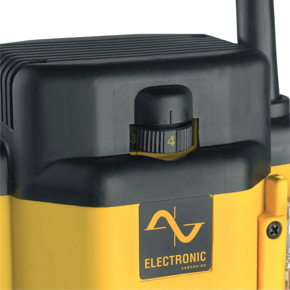 Фрезер DeWalt DW625E
