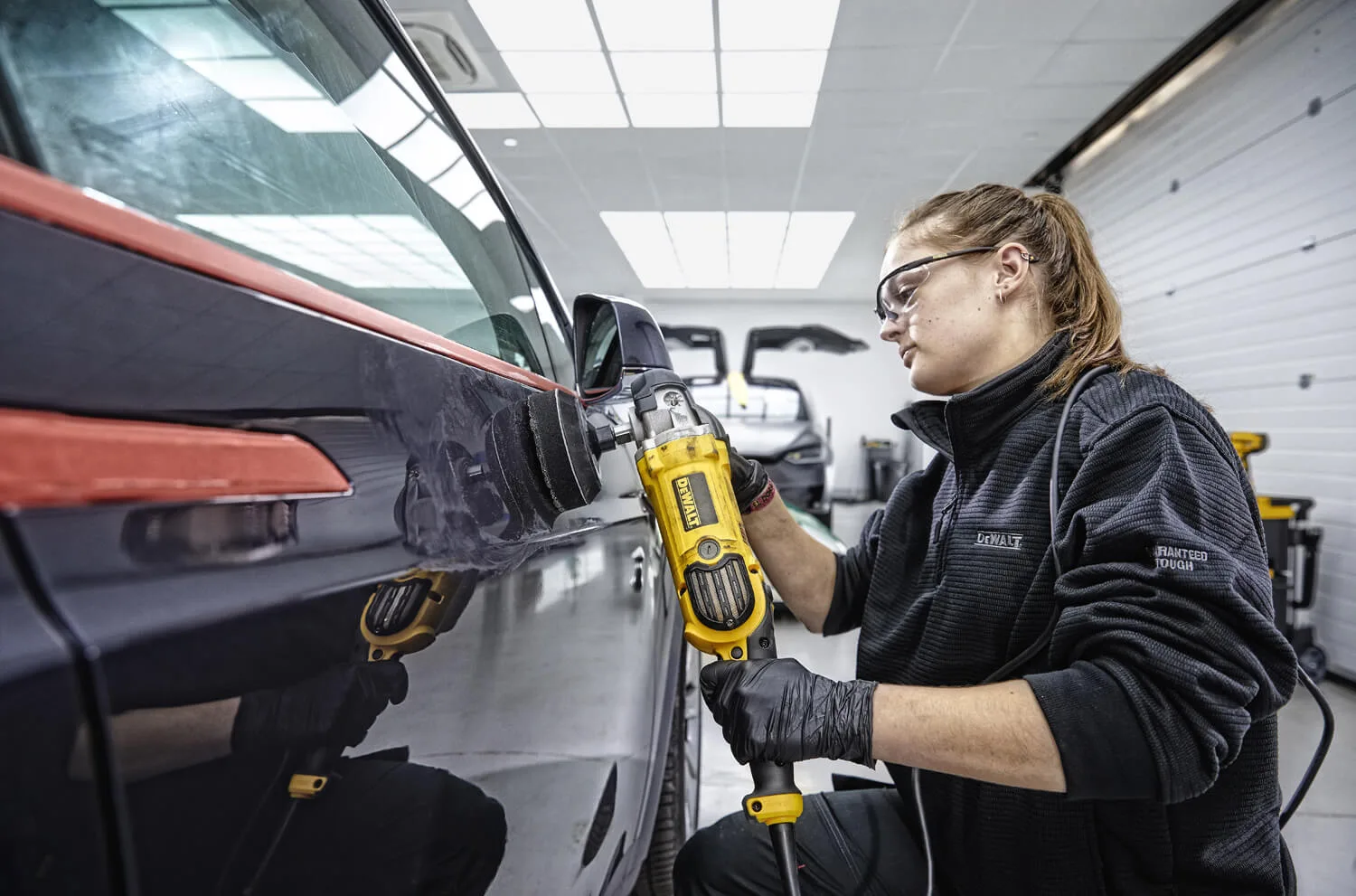 Полировальная машина DeWalt DWP849X
