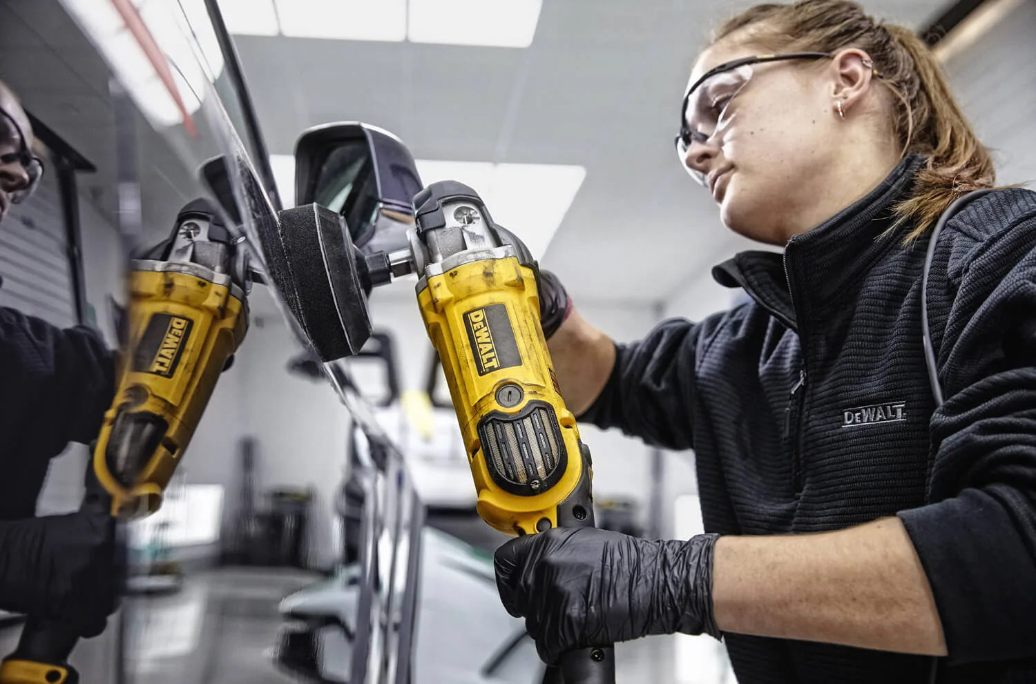 Полировальная машина DeWalt DWP849X