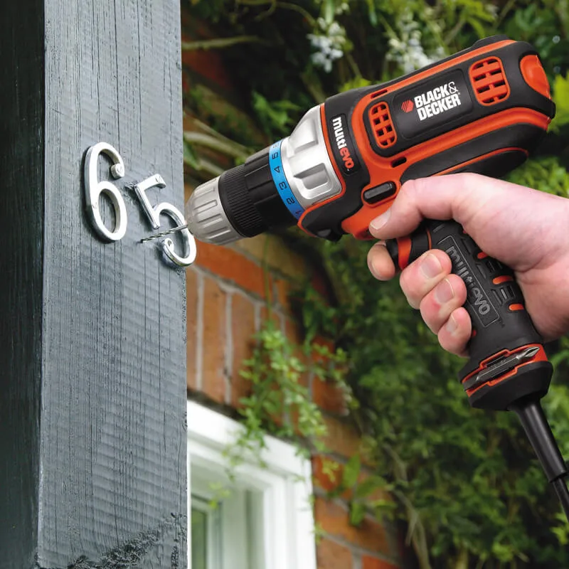 Многофункциональный инструмент Black&Decker MT350K