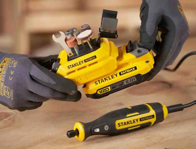 Мини-прямошлифовальная машина STANLEY FATMAX SFMCE030B