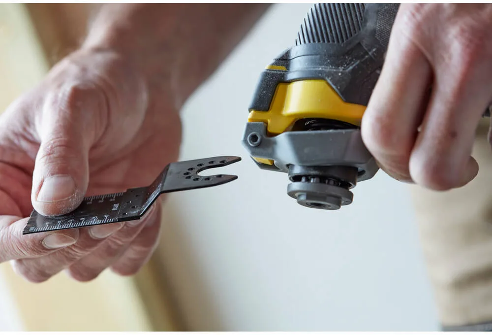 Багатофункціональний інструмент акумуляторний STANLEY FATMAX SFMCE500B