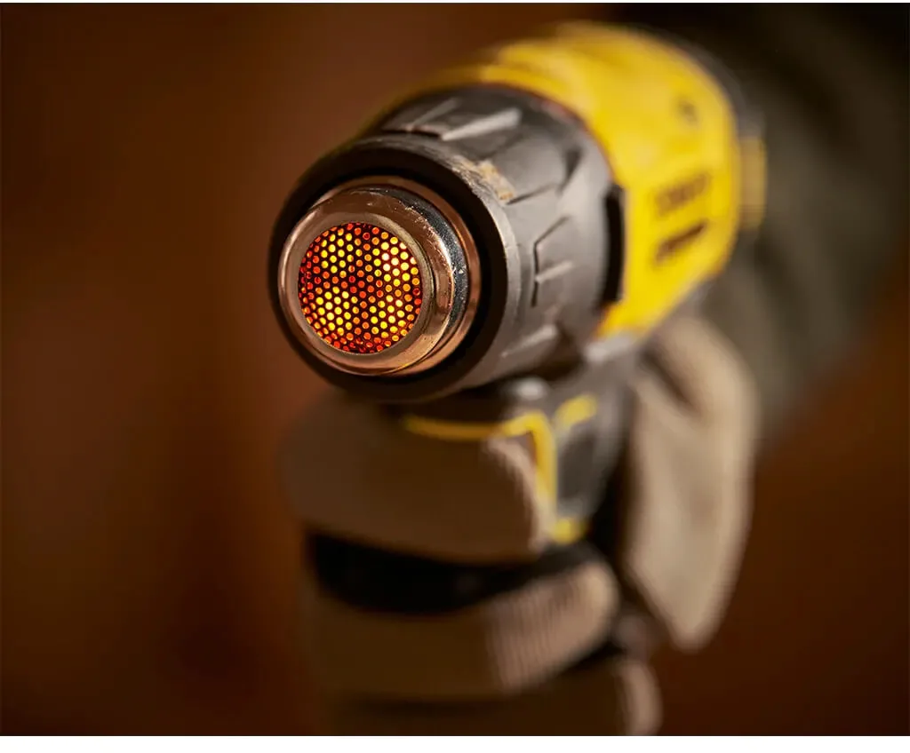 Аккумуляторный строительный фен STANLEY FATMAX SFMCE530B