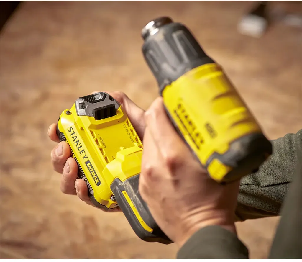 Аккумуляторный строительный фен STANLEY FATMAX SFMCE530B
