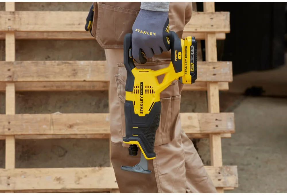 Пила шабельна акумуляторна STANLEY FATMAX SFMCS300B