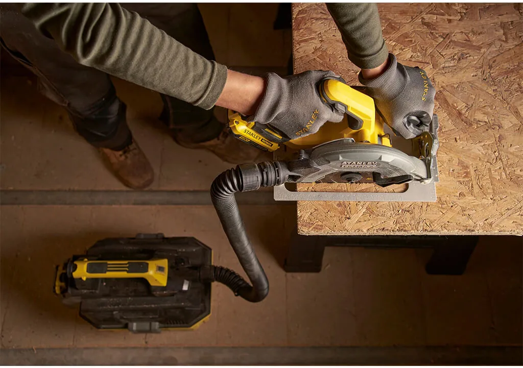 Пила циркулярна акумуляторна STANLEY FATMAX SFMCS550M2K