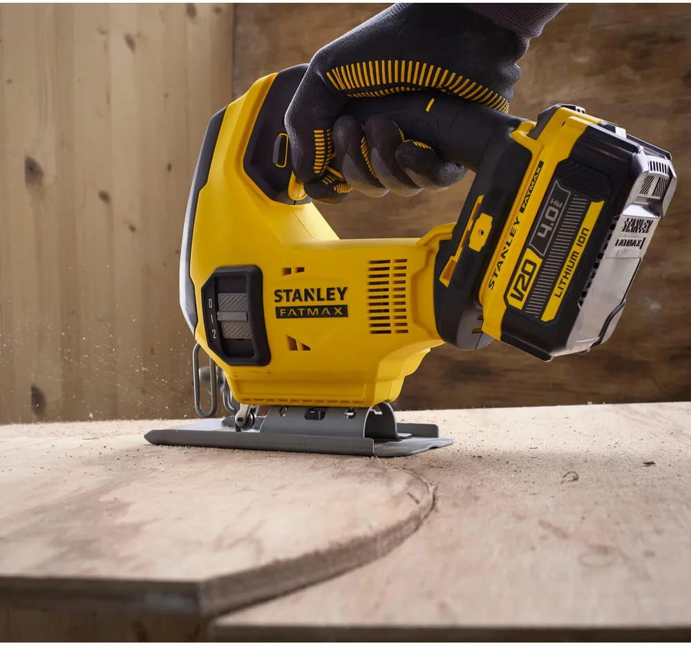 Аккумуляторная лобзиковая пила STANLEY FATMAX SFMCS600B