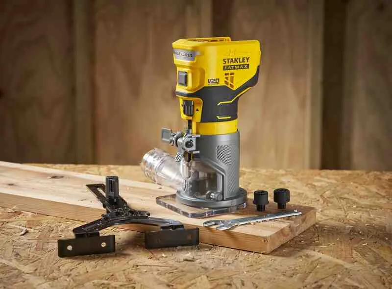 Аккумуляторная бесщеточная фрезерная машина STANLEY FATMAX SFMCW400B