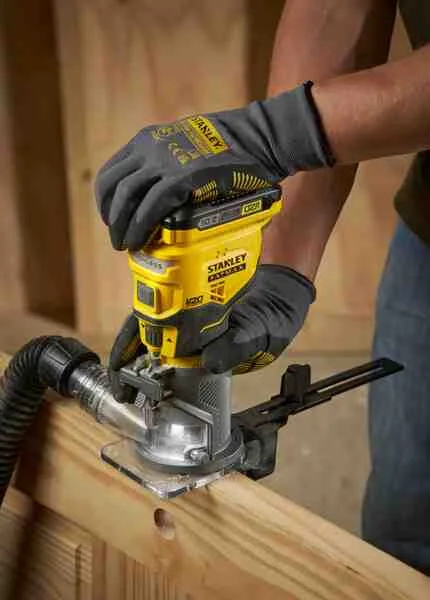 Аккумуляторная бесщеточная фрезерная машина STANLEY FATMAX SFMCW400B