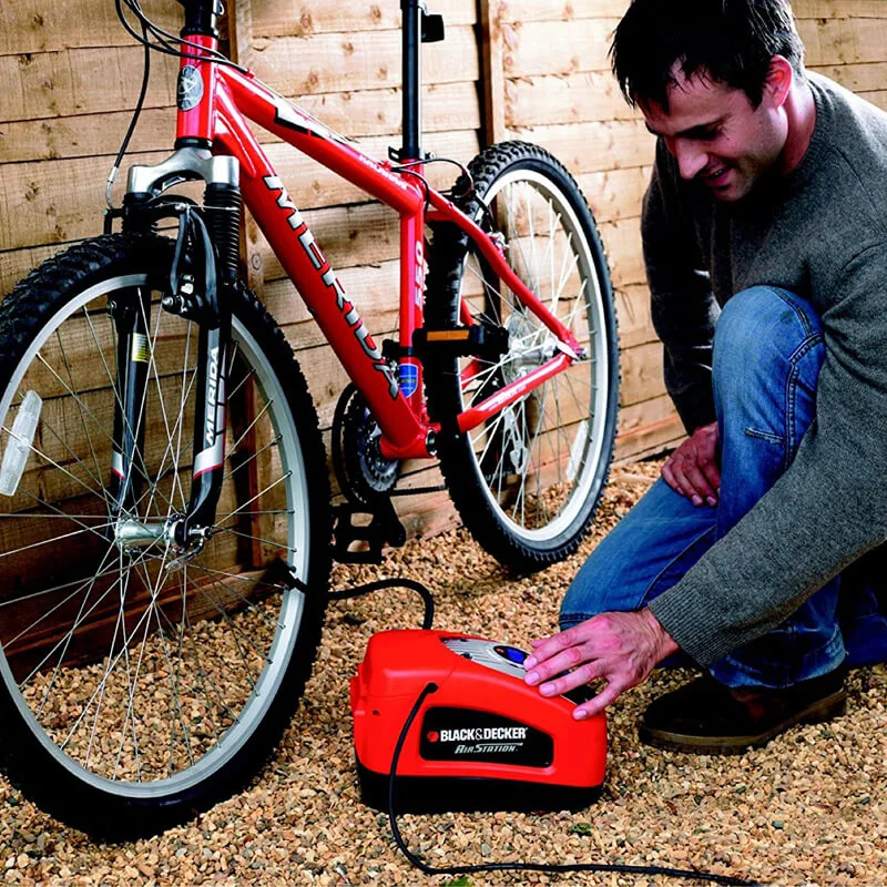 Компресор Black&Decker ASI300