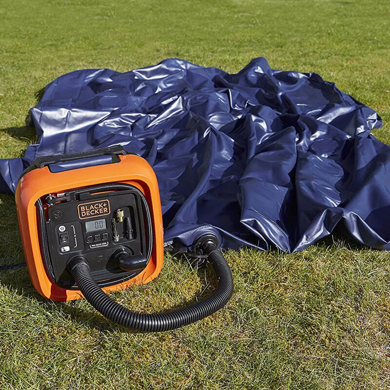 Автокомпресор Black&Decker ASI400