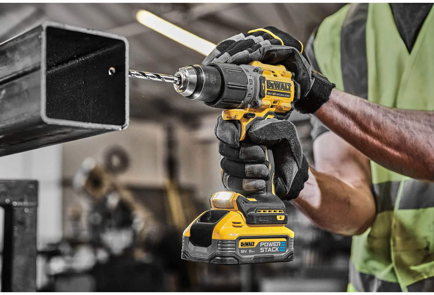 Набор из двух инструментов бесщеточных DeWALT DCK2050H2T