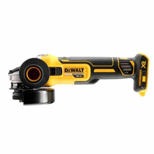 Набор из четырех бесщеточных инструментов DeWALT DCK422P3T