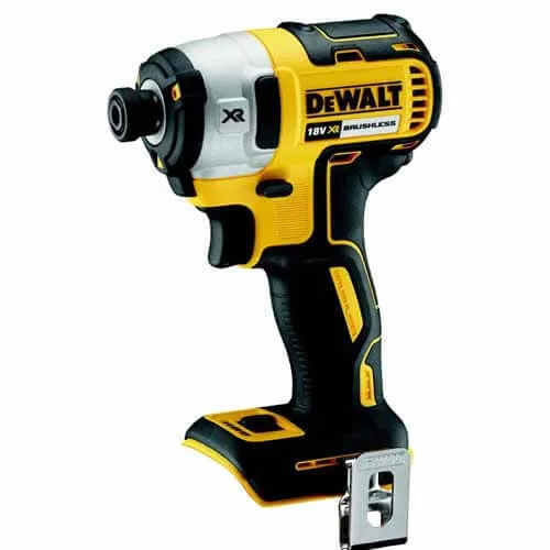 Набор из шести бесщеточных инструментов DeWALT DCK685P3T