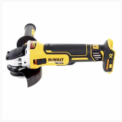 Набор из шести бесщеточных инструментов DeWALT DCK685P3T