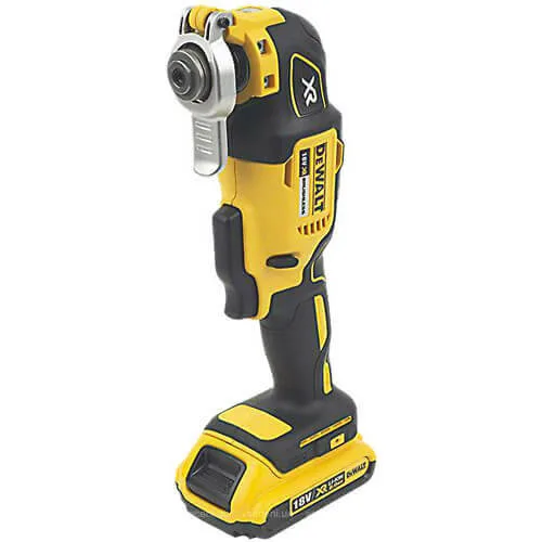 Набор из восьми аккумуляторных инструментов DeWALT DCK865P4T