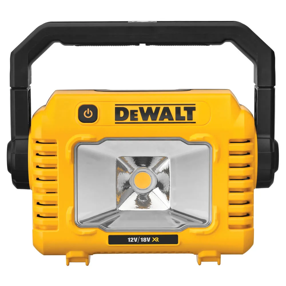 Аккумуляторный светодиодный фонарь DeWALT DCL077