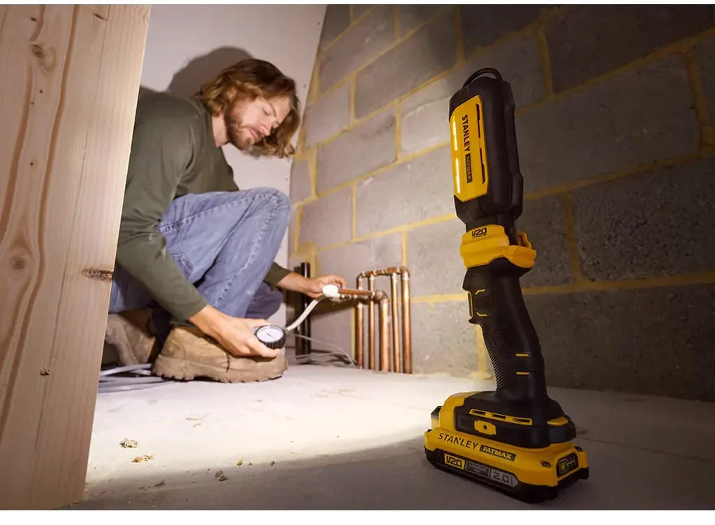 Светодиодный аккумуляторный фонарь STANLEY FATMAX SFMCL050B
