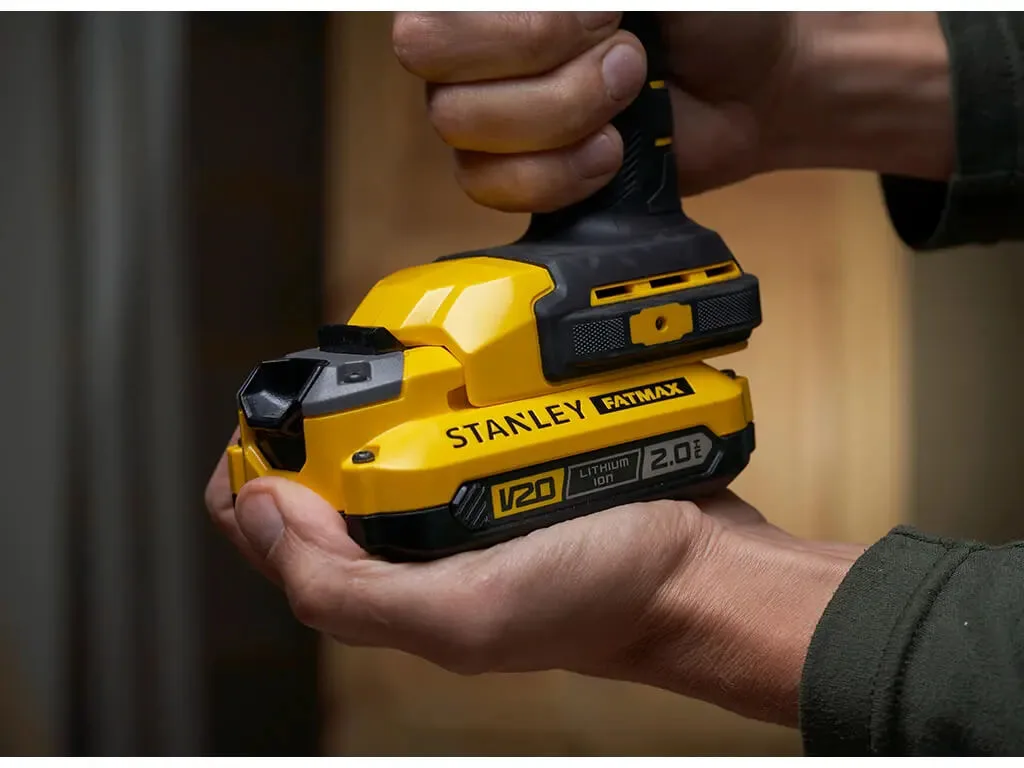 Светодиодный аккумуляторный фонарь STANLEY FATMAX SFMCL050B