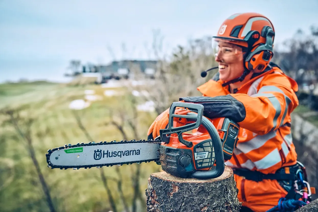 Пила Husqvarna T542iXP