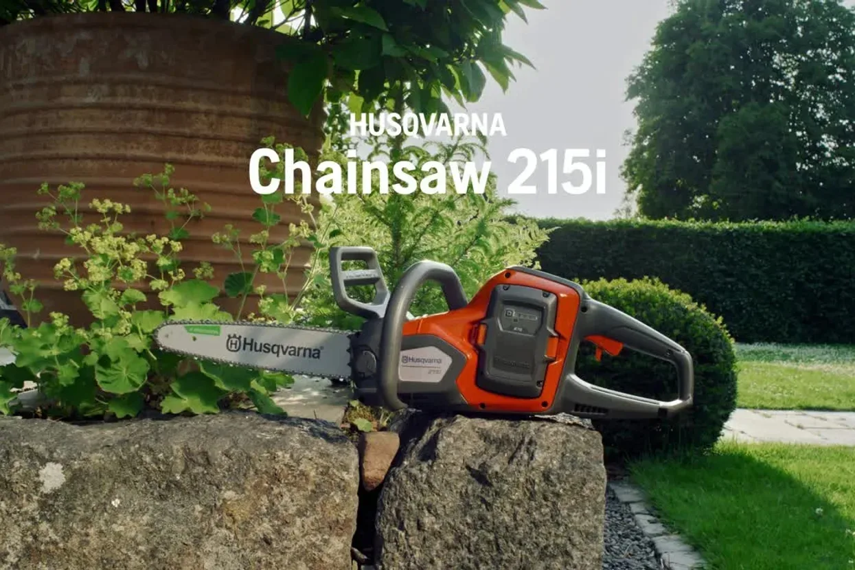 Пила Husqvarna 215i без АКБ та ЗП
