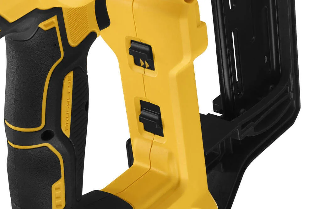 Аккумуляторный бесщеточный степлер DeWALT DCFS950P2