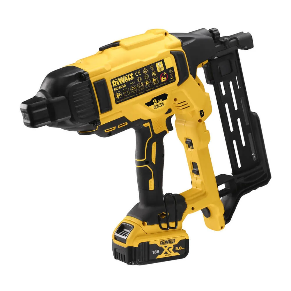 Аккумуляторный бесщеточный степлер DeWALT DCFS950P2