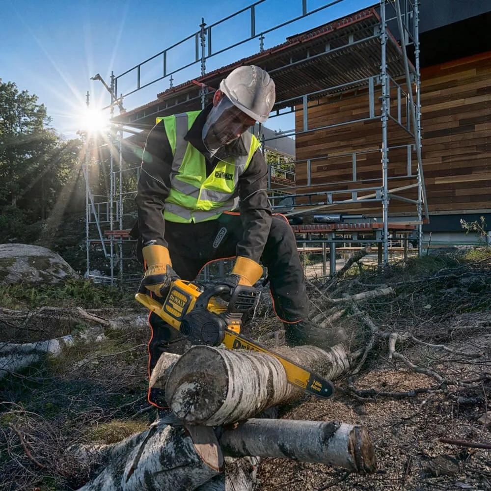 Электрическая пила DeWalt DCM575X1