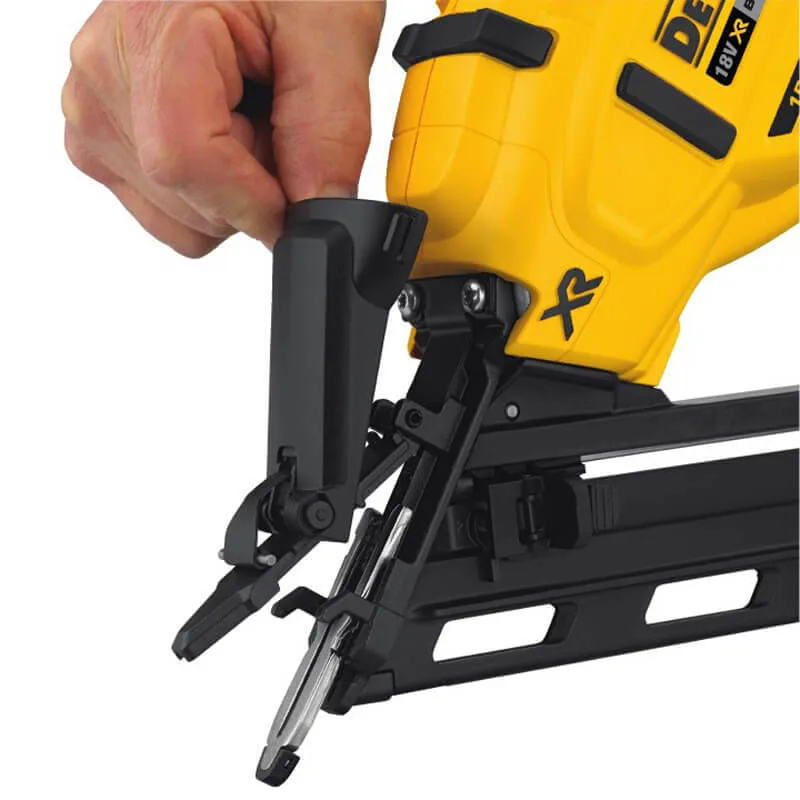 Аккумуляторный бесщеточный пистолет-гвоздезабиватель DeWALT DCN650N