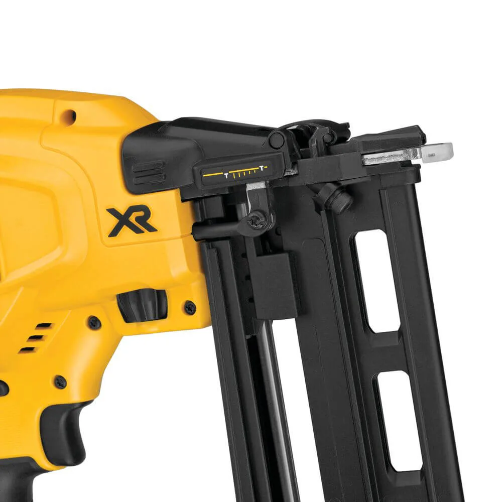 Аккумуляторный бесщеточный пистолет-гвоздезабиватель DeWALT DCN662D2