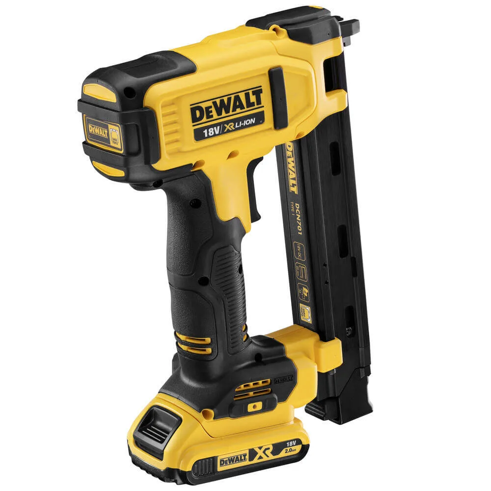 Аккумуляторный степлер DeWALT DCN701D2