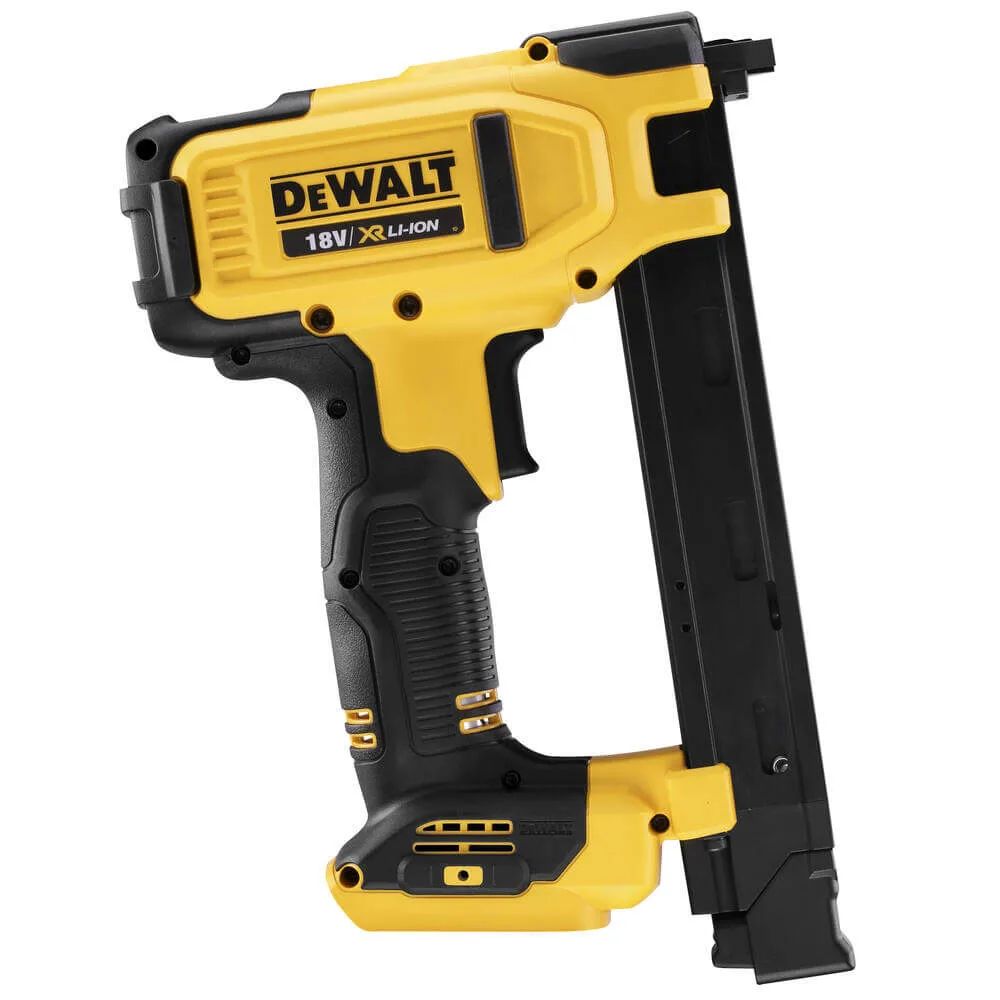 Аккумуляторный степлер DeWALT DCN701N