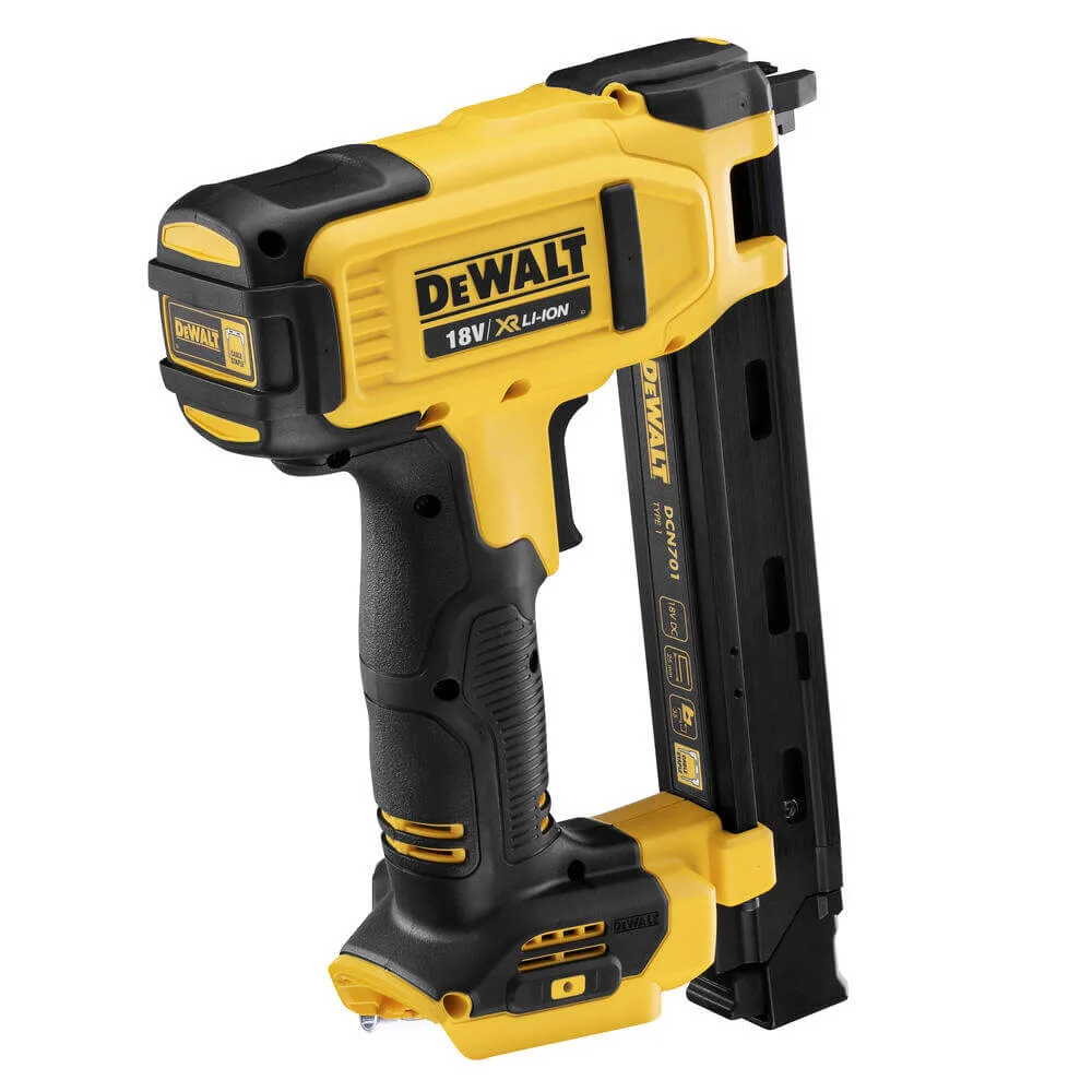 Аккумуляторный степлер DeWALT DCN701N