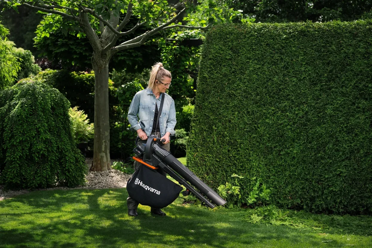 Повітродув Husqvarna Aspire BVX-P4A KIT (АКБ+ЗП)