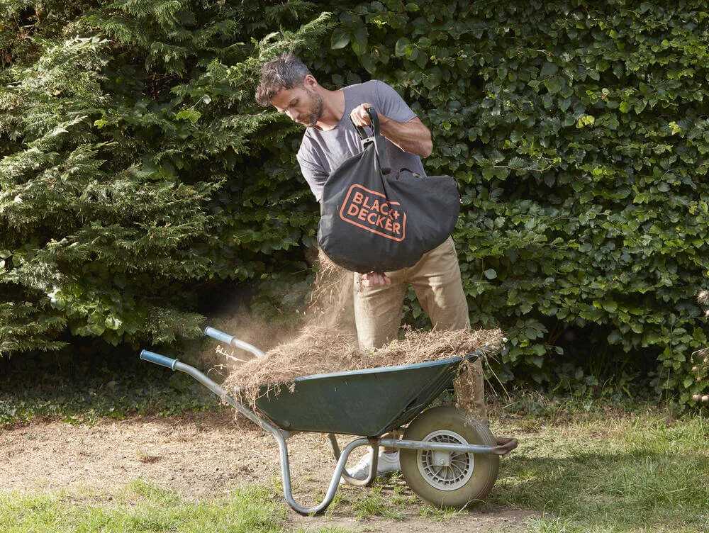 Аккумуляторный бесщеточный садовый пылесос BLACK+DECKER BCBLV3625L1.